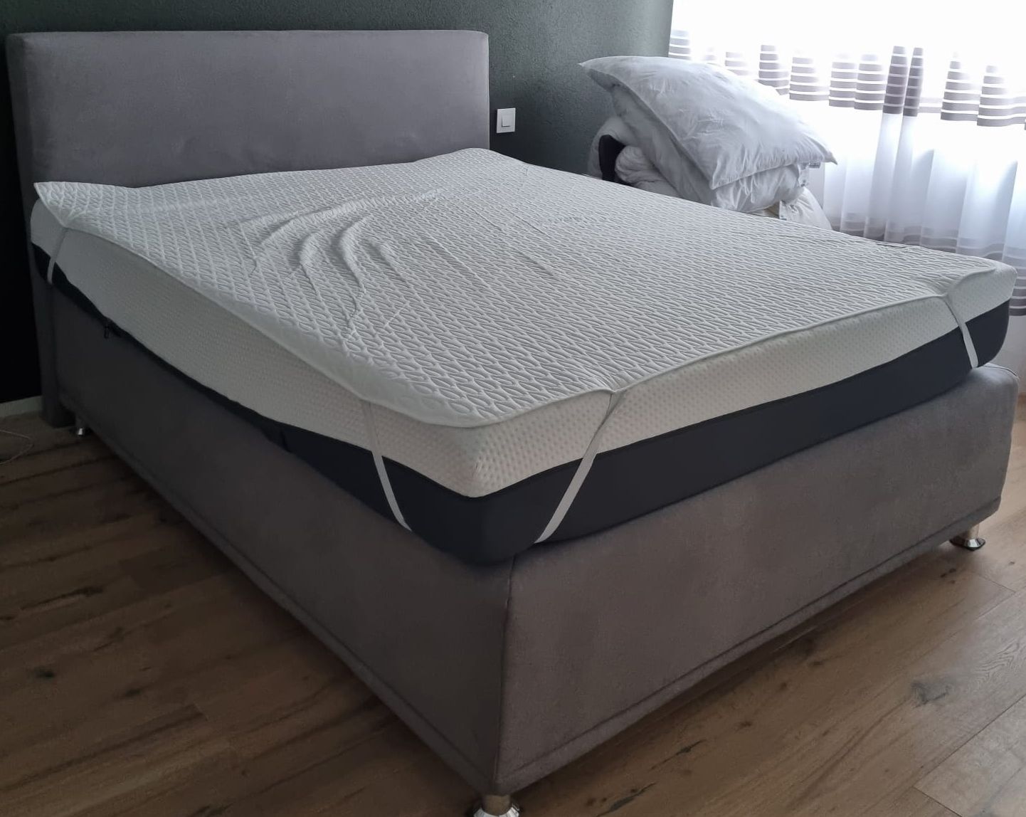 Livique Letti: Boxspringbett 160x200cm mit Matratze und Topper, Grau – Usato da St.Gallen venduto da Quad87