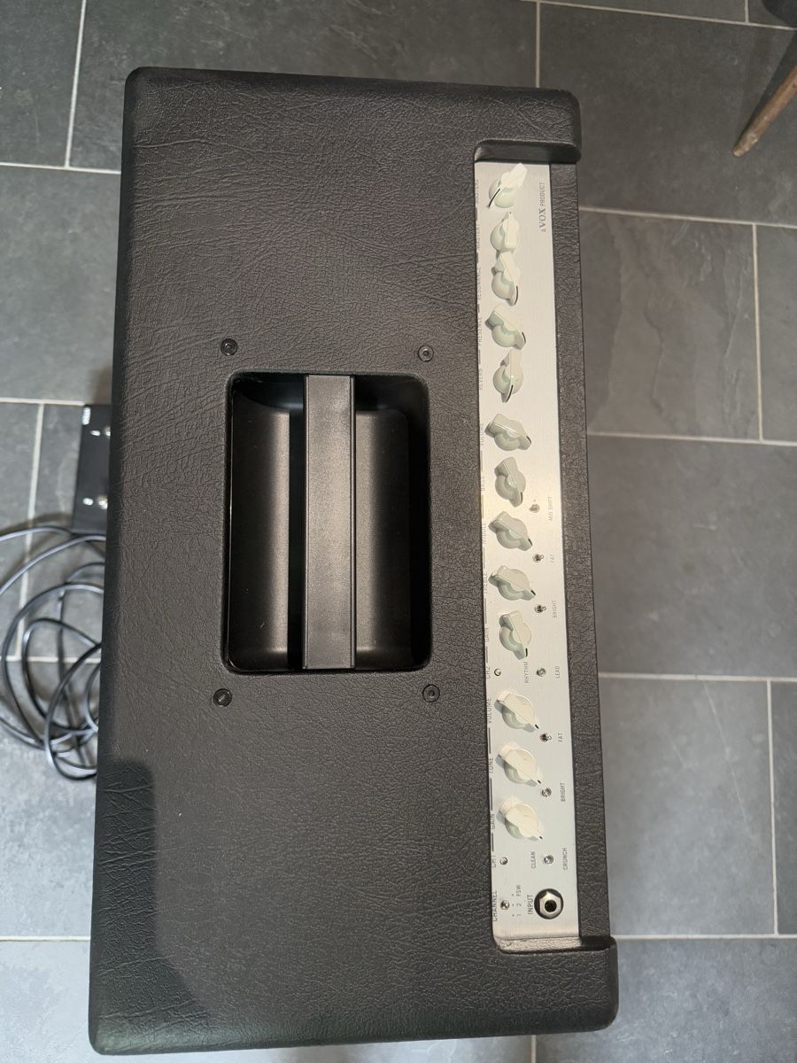Vox Amplificatori: Vox MVX150C1 – Nuovo (secondo la descrizione) da Mollis venduto da ChriMiJoRe 1
