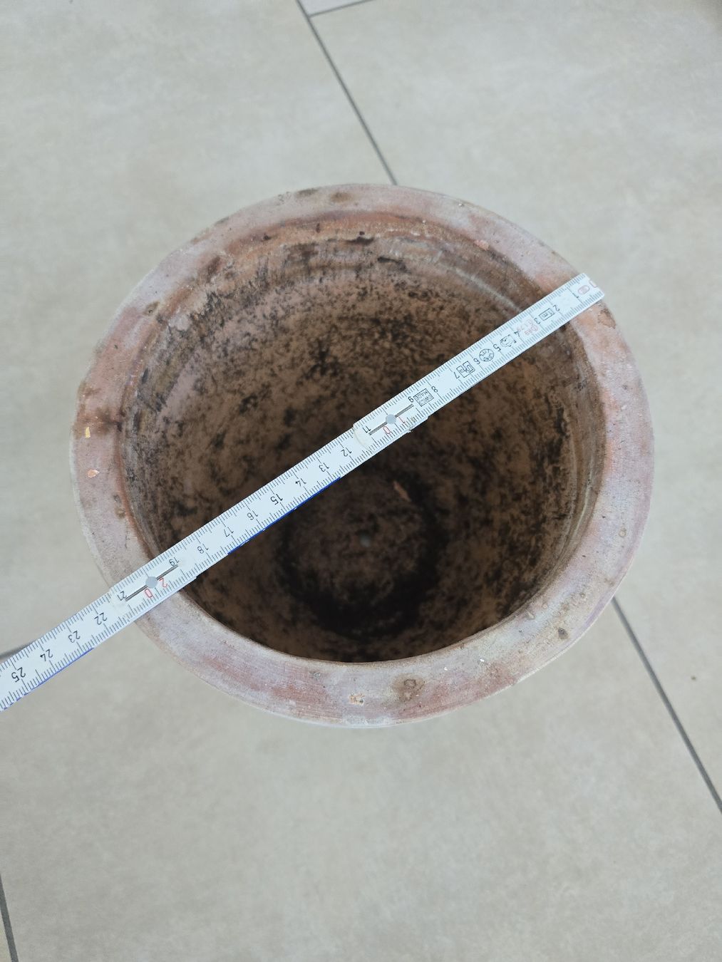 Pots de fleurs: Tontopf – D'occasion à Rickenbach b. Wil par Kth_v8 2