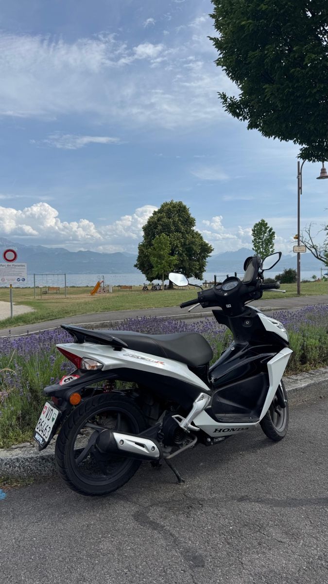 Honda Scooters: Honda NSC50R de 2016 – Gebraucht aus Prilly von ani_pbw8 4