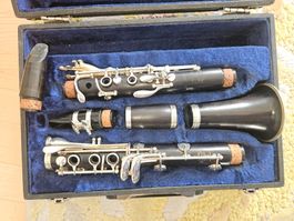 Clarinette Buffet Crampon, modèle E13d' occasion en étui