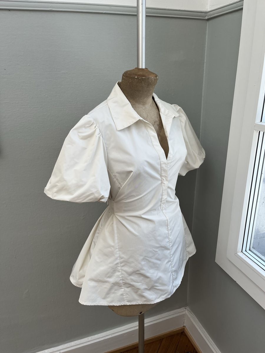 Chemisiers: BCBG Max Azria Bluse L – D'occasion à Basel par and_bc5b 1