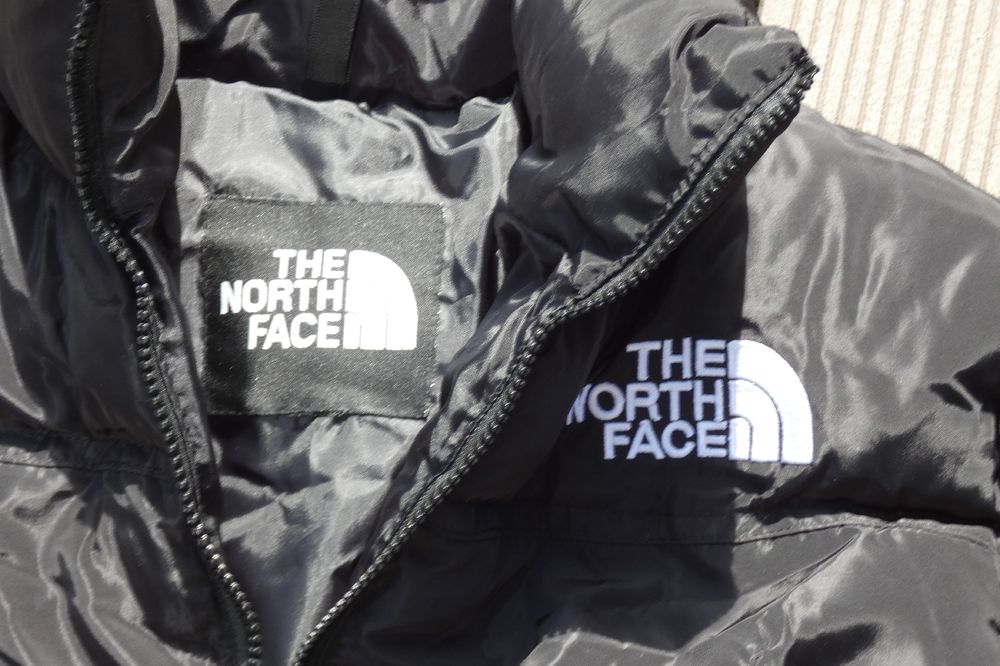 North Face Vestes: !NEUE The North Face Puffer Jacke Grösse S! – Neuf avec emballage d'origine à Oberdorf SO par climaxxx 4
