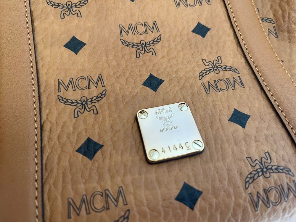 Mcm Sacs femmes: Gepflegte MCM Tasche – D'occasion à Muttenz par Mi_iji 1