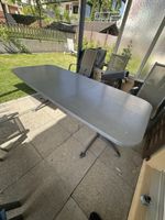 Robuster Gartentisch für den Sommer - Ausziehbar!