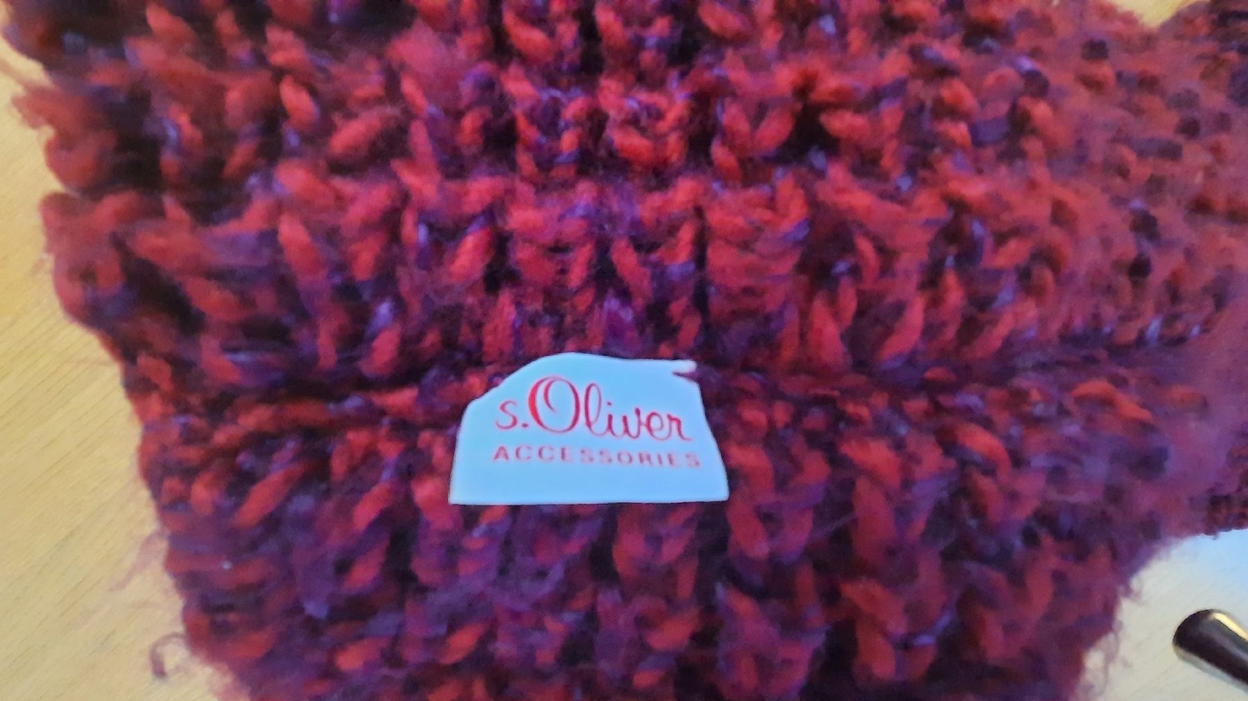 S.Oliver Lotti di vestiti: ***S. OLIVER*** Winterset, Kappe&Schal rot – Usato da Wädenswil venduto da H2H_Secondhandshop 3