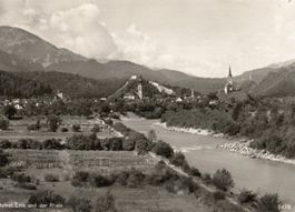 Domat Ems und der Rhein
