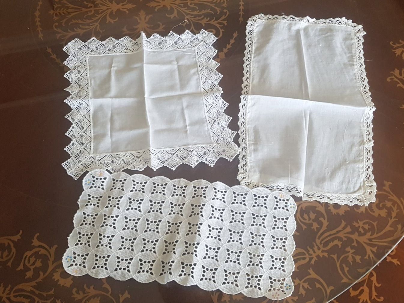 Altro in  Abbigliamento & Accessori: Taschentuch Spitzentuch Lot antik – Usato da Mörschwil venduto da wunderkiste44 1