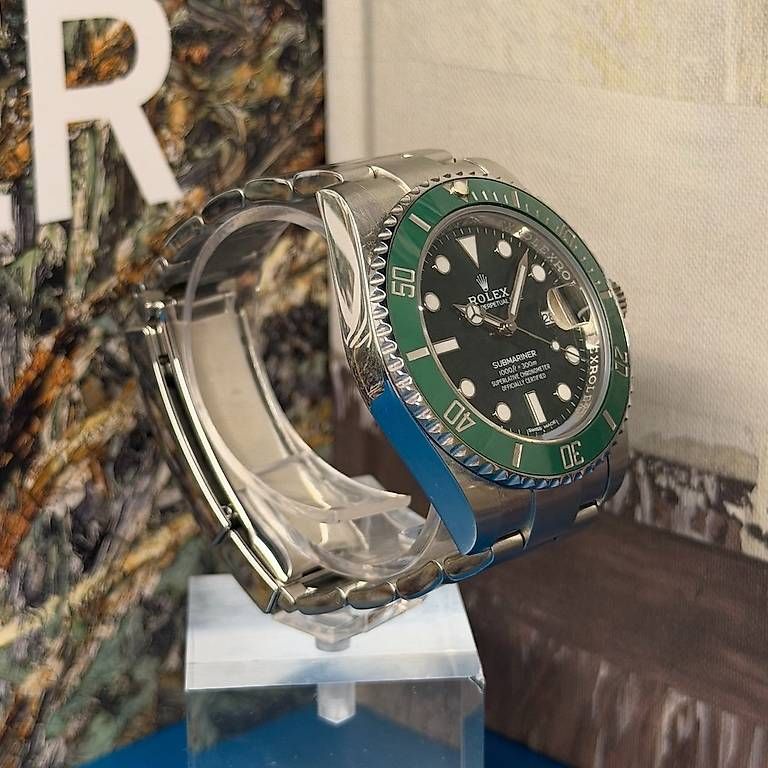 Orologi: Rolex Submariner "Hulk" 116610 LV – Usato da Genève venduto da minty.watches 2