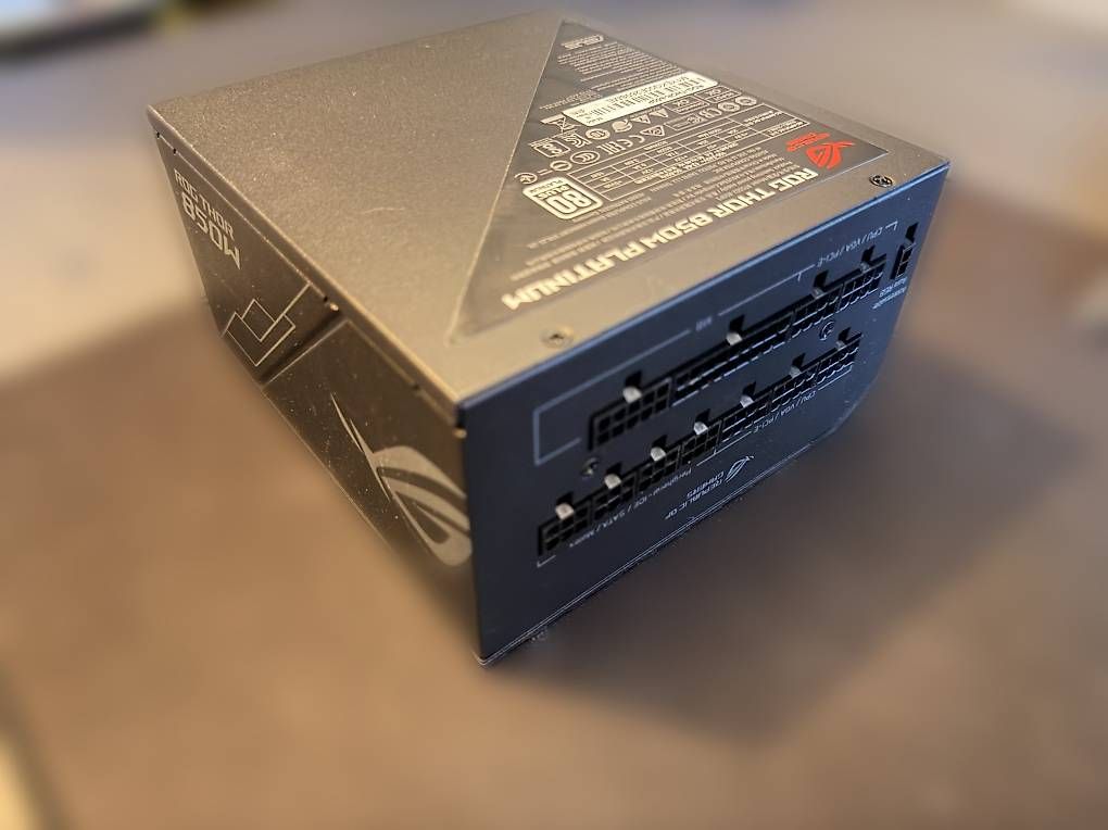 Elektronikbauteil: ASUS ROG Thor 850W Platinum Netzteil  vollmodular – Gebraucht aus Böckten von Spleanify