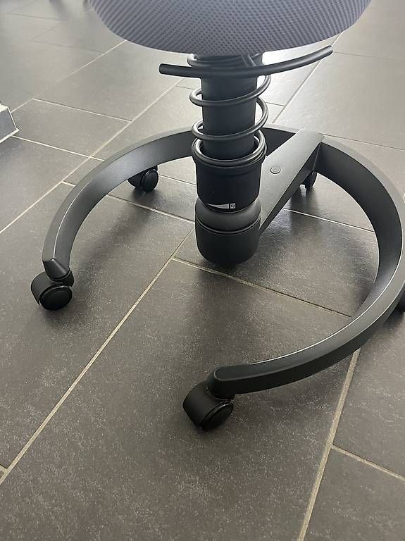 Hocker: Aeris swopper mit Rollen – Gebraucht aus Bonstetten von Jacqueline-Wi 1