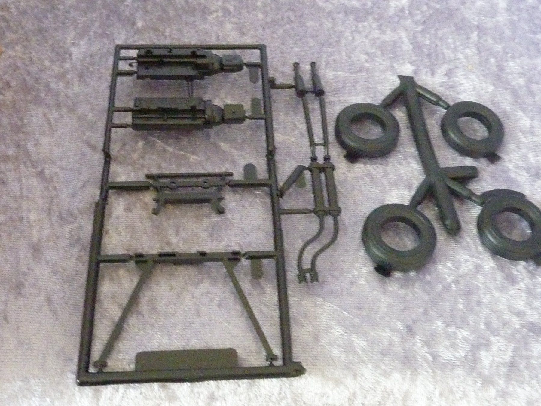 AMT/ERTL Voitures modèles: Jaguar E-Type Coupe 1:24 – D'occasion à Dürrenäsch par modellautos4you 2