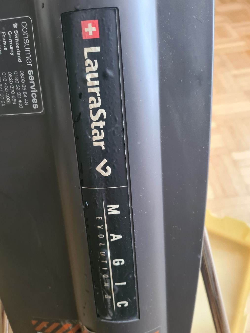 Laurastar Ferri da stiro: Laurastar Dampfbügelstation Magic Evolution II defekt – Difettoso da Winterthur venduto da Jana1701 6