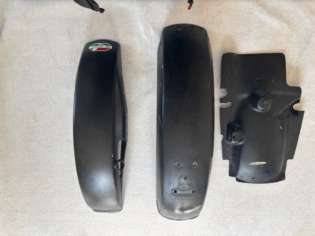 Ducati Tutti i ricambio per moto: Schutzblech Ducati 900 S2 – Usato da Wabern venduto da mue_688b