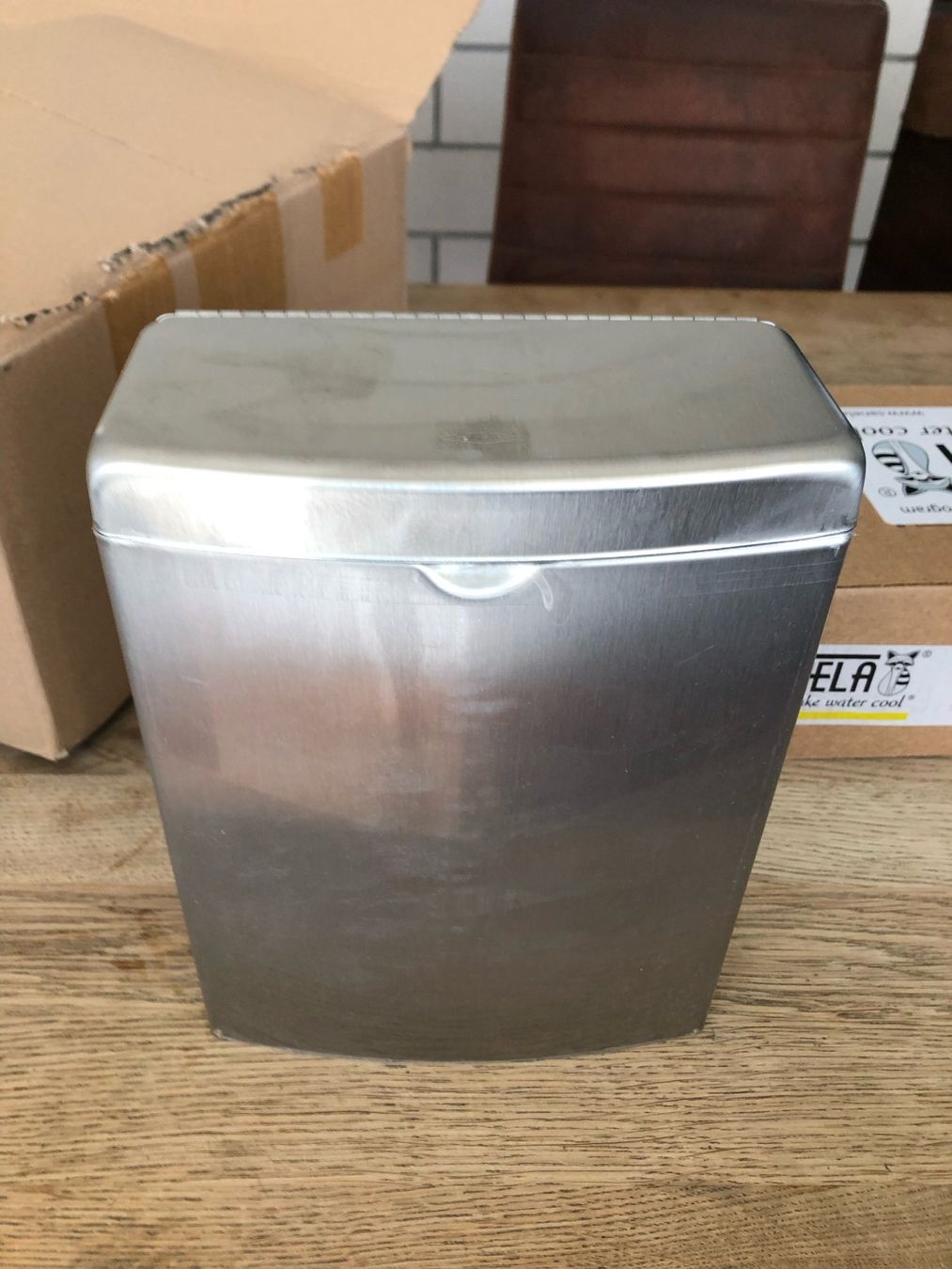 Abfalleimer: Edelstahl Hygiene Abfalleimer 4.5 L – Gebraucht aus Sins von ricabarsi 1