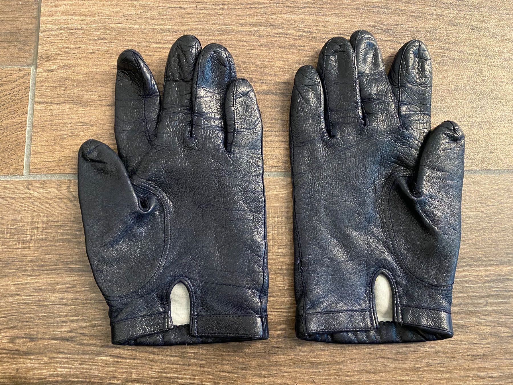 Handschuhe & Handstulpen: Handschuhe Leder dunkelblau / navy kurz Gr. 7 – Gebraucht aus Pratteln von a23_j2gs 1
