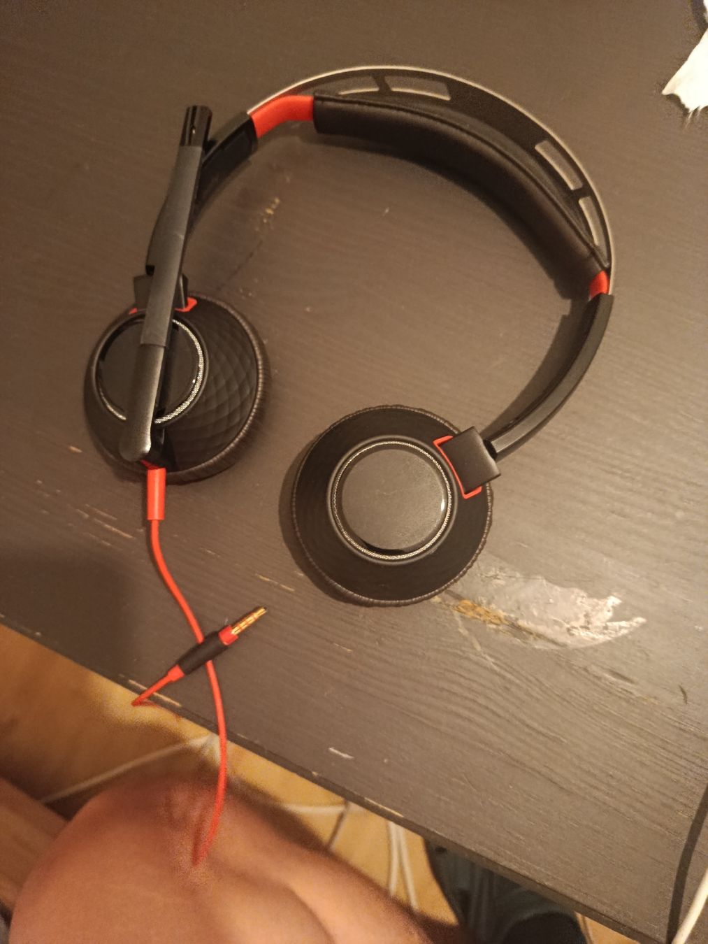 Casques audio: Poly Voyager Focus 2 headset mit Case gebraucht – D'occasion à Lufingen par yen_wpq2 3