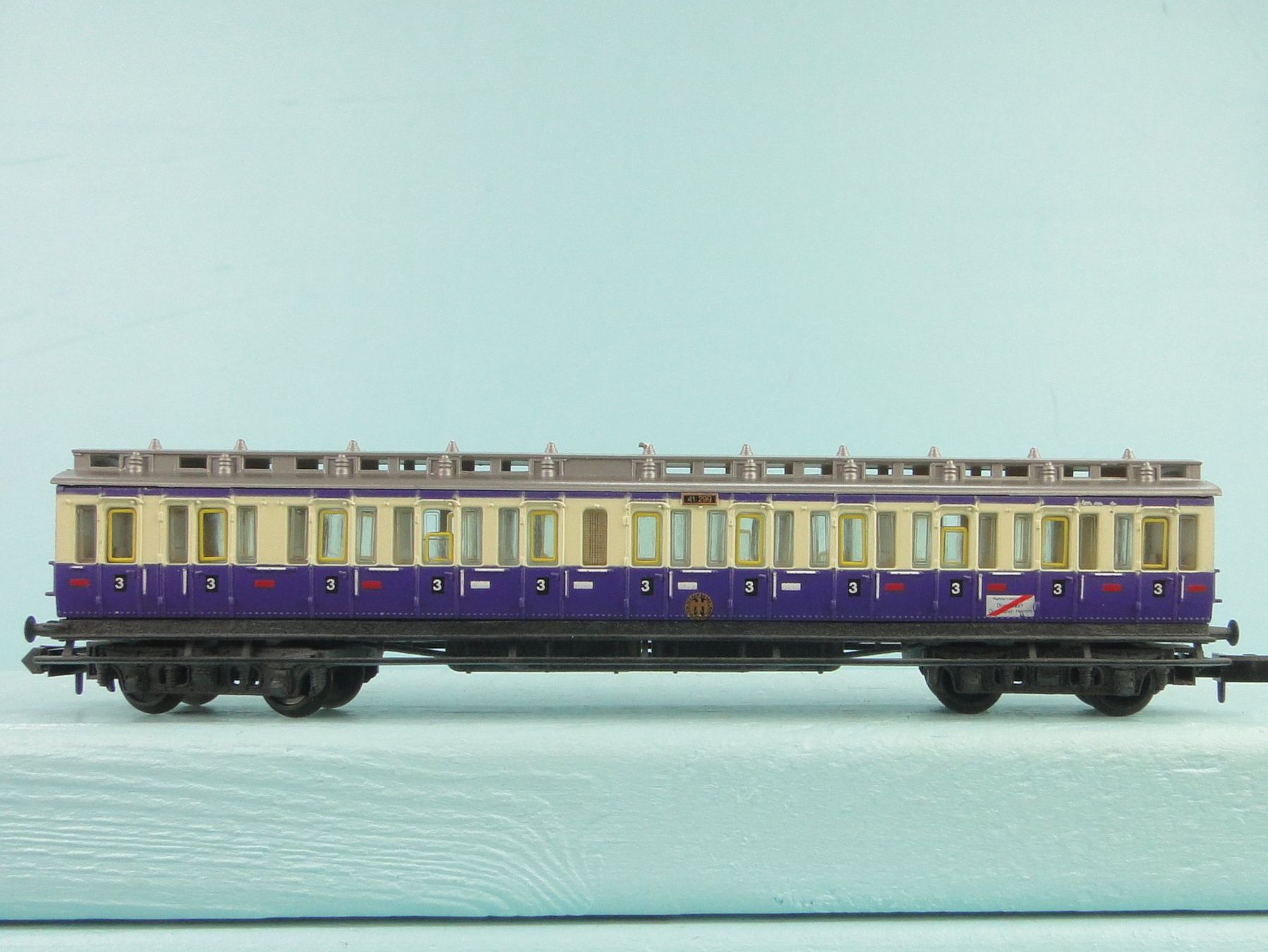 Arnold Modelleisenbahnen: Arnold 3395 Spur N Abteilwagen 3 Kl. – Gebraucht aus Bülach von Albitrain 6