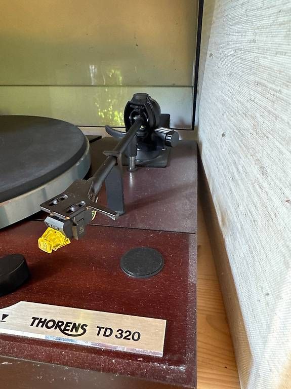 Plattenspieler: Plattenspieler Thorens TD320 – Gebraucht aus Zürich von jan_mck9 2