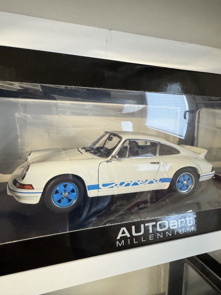 Autoart Modellautos: autoart porsche 1:18 – Neu und originalverpackt aus Egolzwil von Millennium88