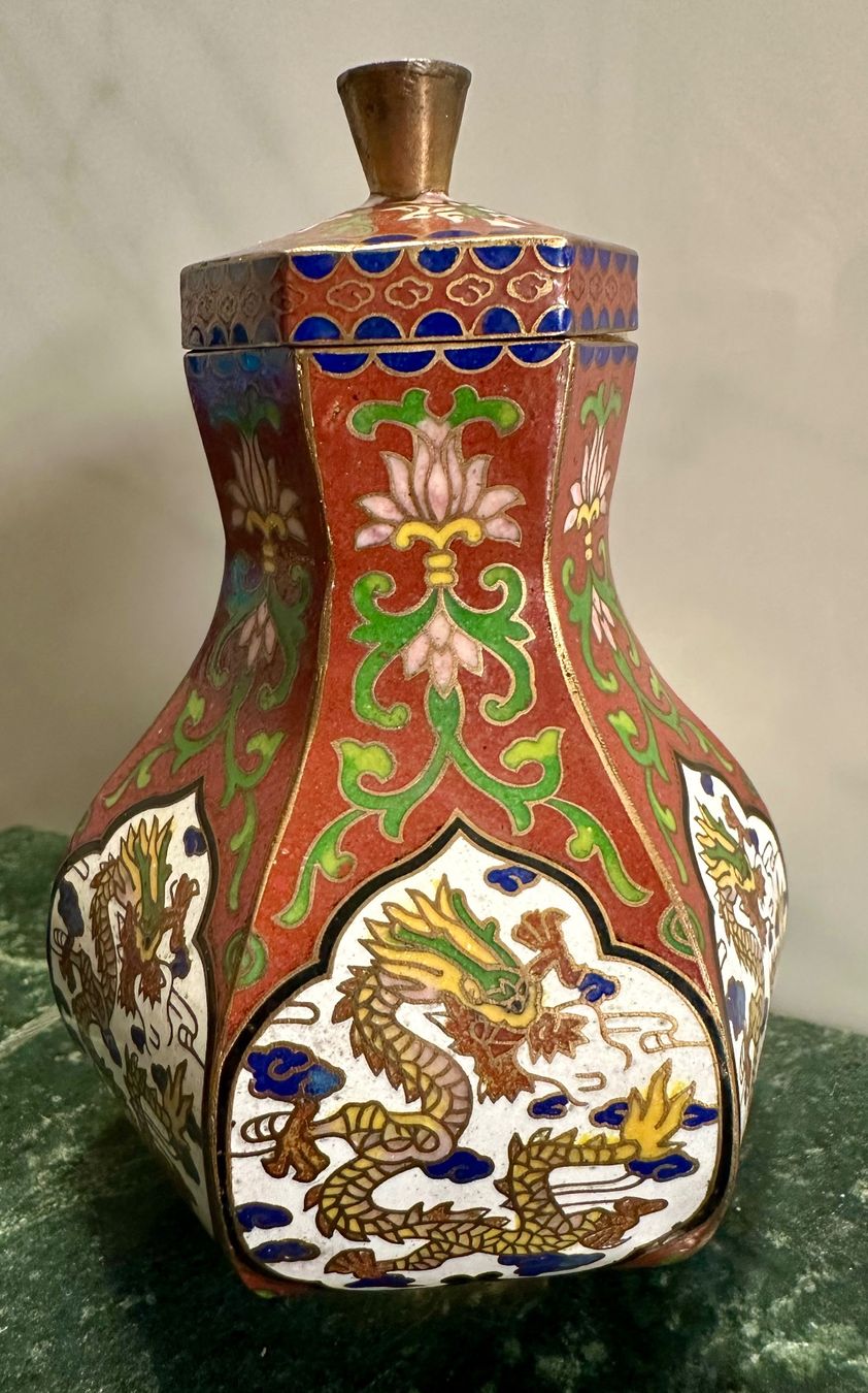 Tutte le decorazioni: Wunderschöne chinesische Cloisonné Dose mit Drachenmotiven – Usato da Zürich venduto da c_d_r