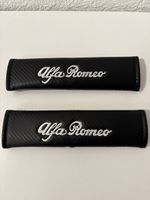 Gurtpolster mit eingesticktem Alfa Romeo Schriftzug 