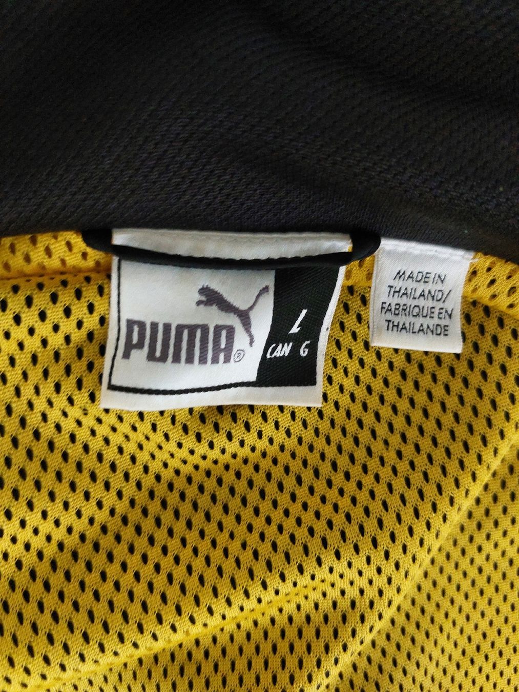 Puma Jacken: Puma King Track Jacket Black Yellow Size Large – Gebraucht aus Wettingen von BanaBoutique 2