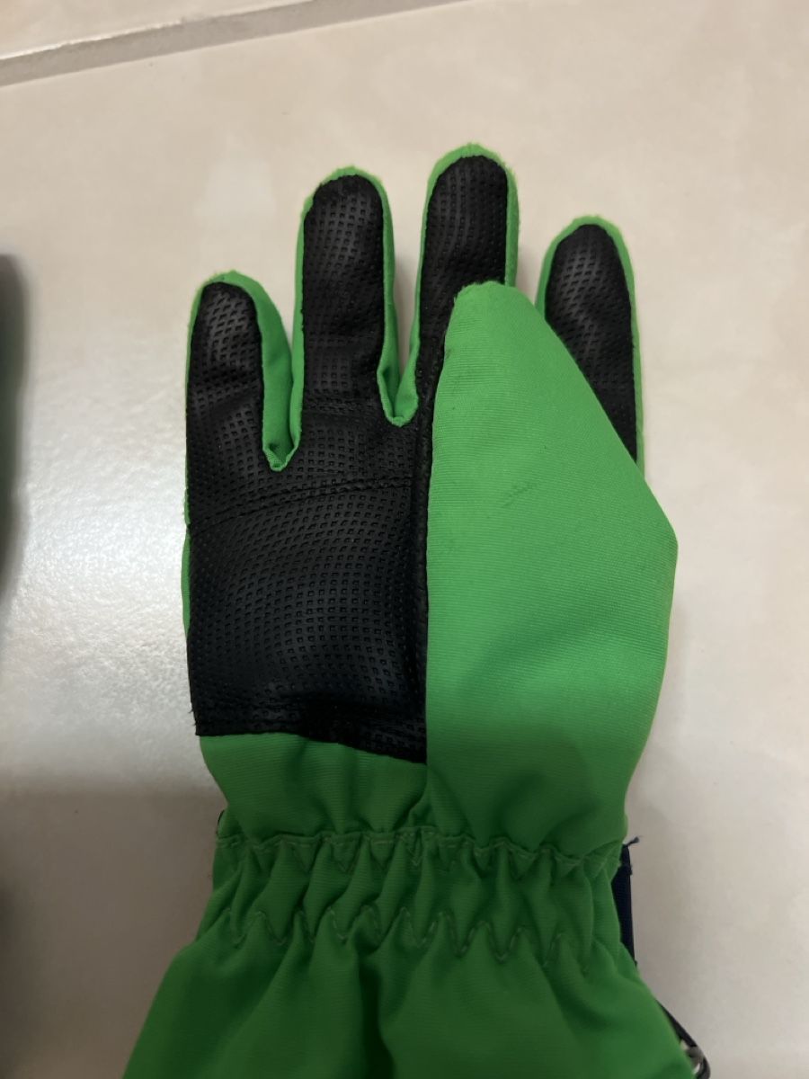 Kinderhandschuhe: Trollkids Handschuhe Gr. 4,5 – Gebraucht aus Wallisellen von SPKWichtel 3