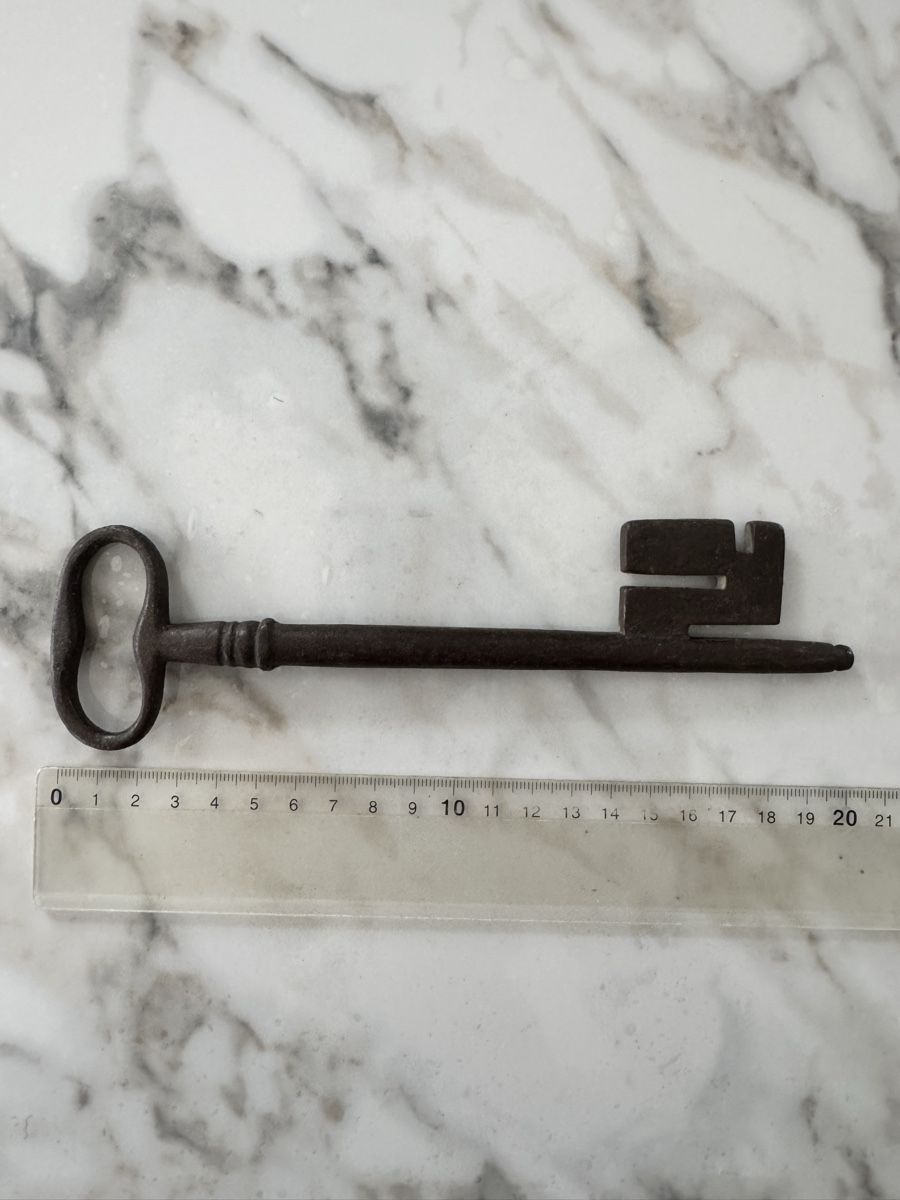 Clés: Antique Iron Key – D'occasion à Commugny par N1c0l4s