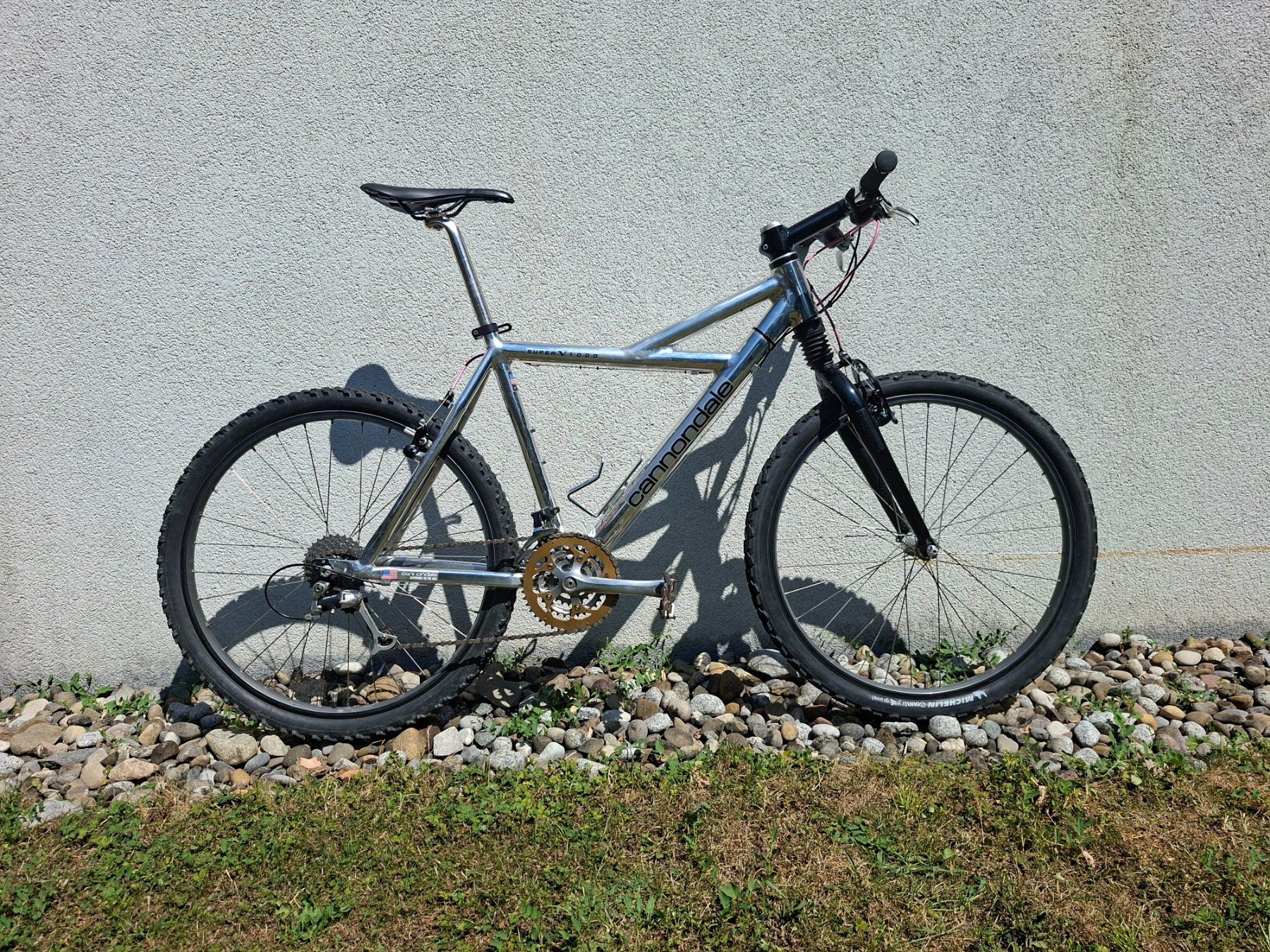 Cannondale Vélos: Cannondale Delta V 1000 mit "Fatty" luftfedergabel – D'occasion à Eschlikon TG par Richeke