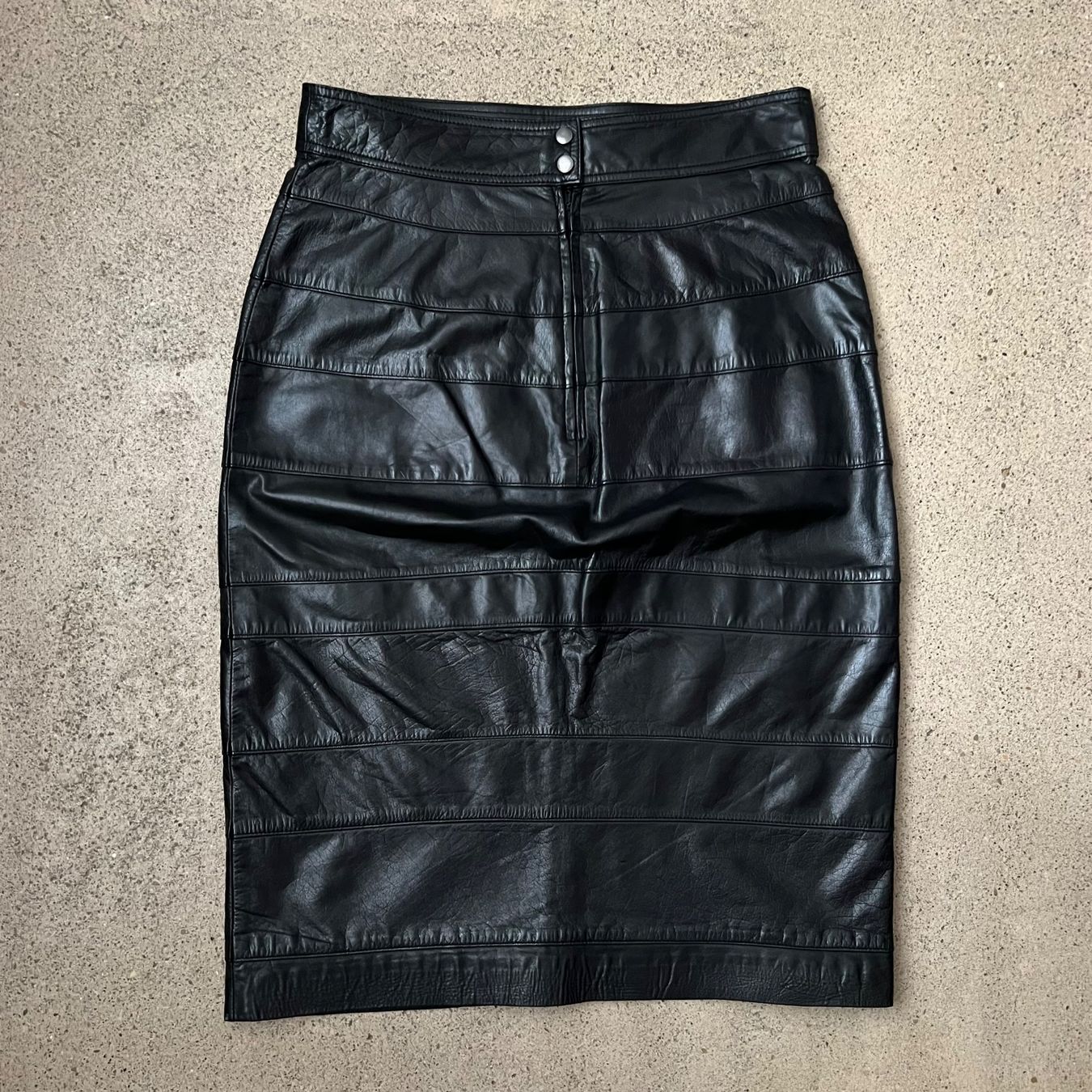 Röcke: CLAUDIA STRÄTER Lederrock 🖤 – Gebraucht aus Zürich von ClosetQueen 1