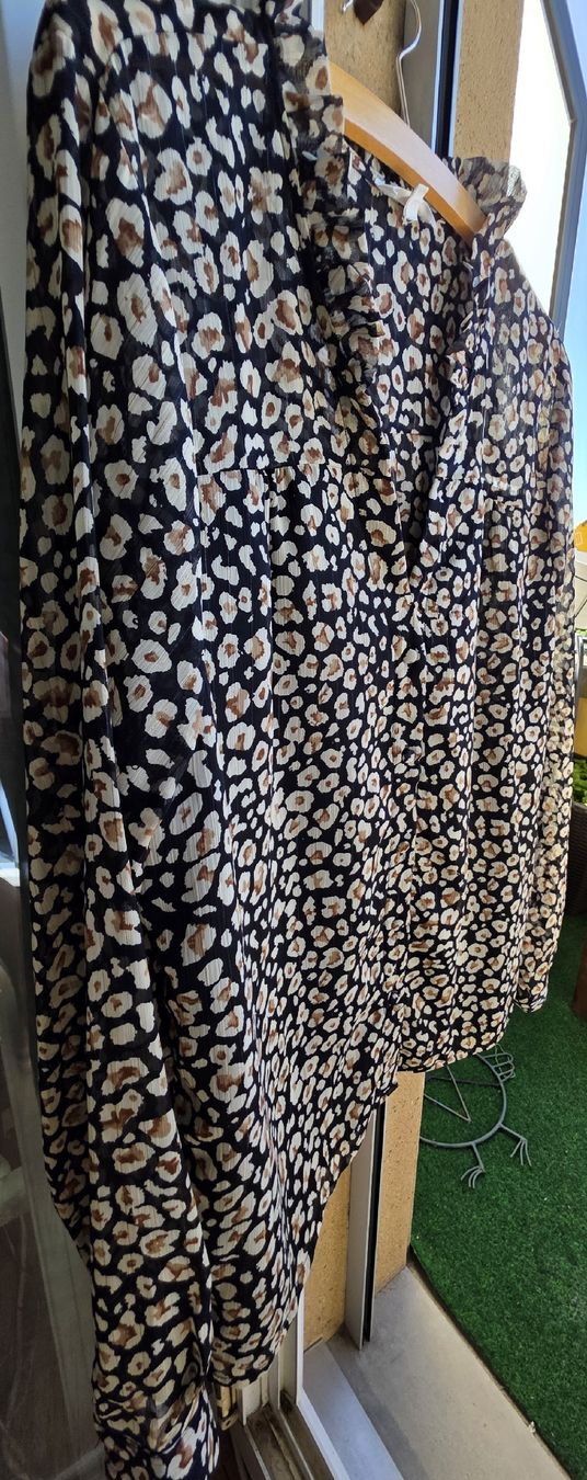 Camicette: Chemise /blouse  – Usato da Yverdon-les-Bains venduto da van_dq65 7