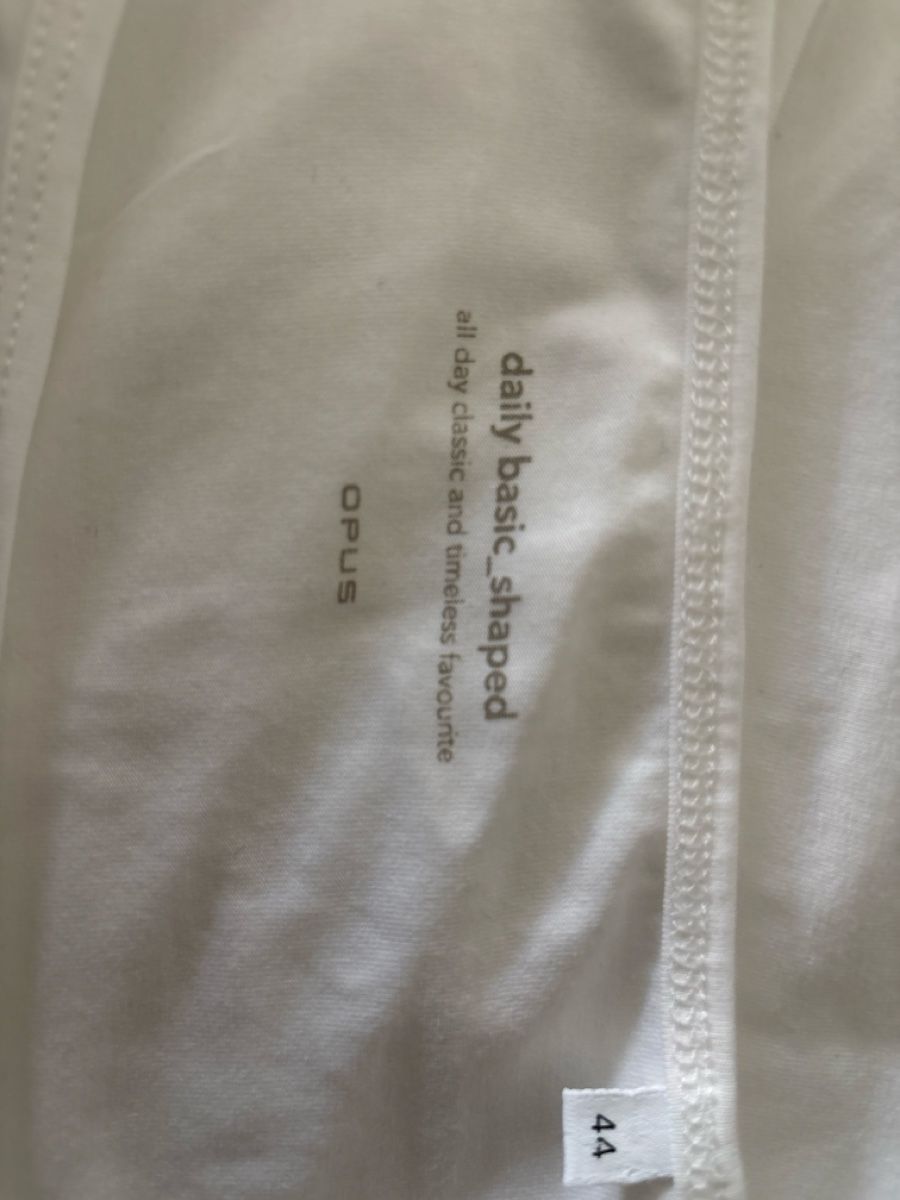 Tops: Opus Top, Weiss, Grösse 44, Basic Shaped, Sommer Must Have! – Neu (gemäss Beschreibung) aus Jona von cosa03 2