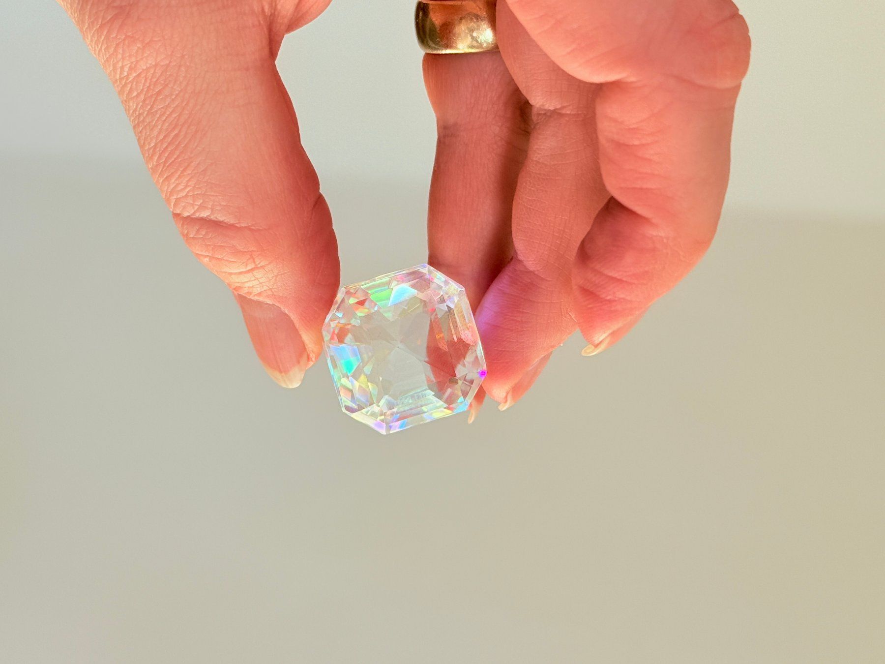 Pietre preziose: 65.35 Ct Asscher Cut Loose Gemstone Certified – Nuovo e nell'imballaggio originale da Genève venduto da AWWA 3