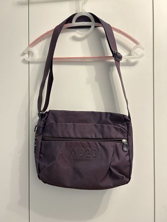 Mandarina Duck Umhängetasche MD20, Pflaume, NEU