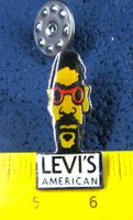 LEVI'S PIN
