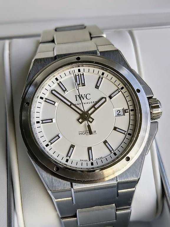 IWC Orologi: IWC Ingenieur IW323904 FullSet - Preisvorschlag – Usato da Dottikon venduto da Liedererni