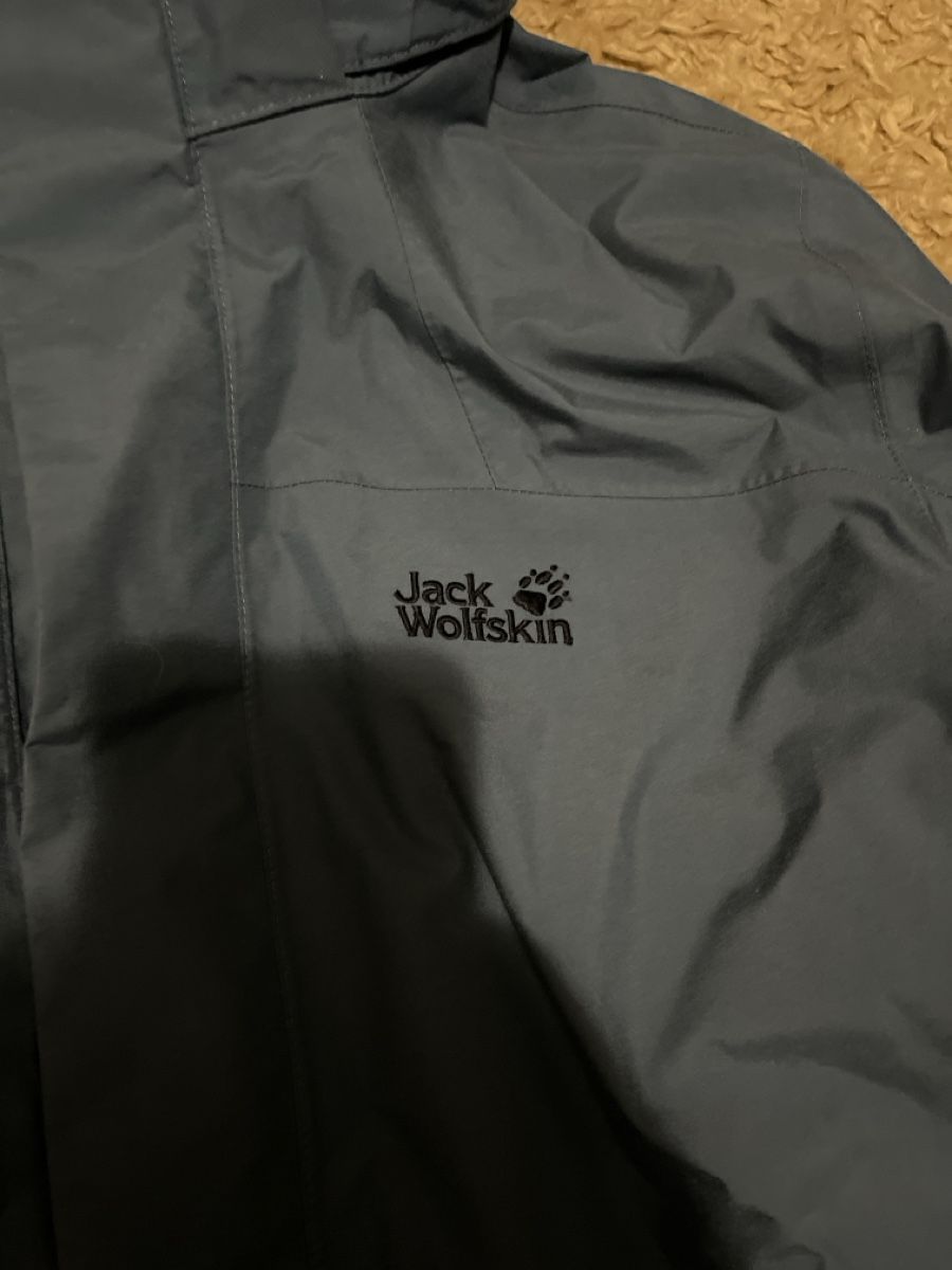 Jack Wolfskin Giacche: Jack Wolfskin Regenjacke Grösse L – Usato da Unterkulm venduto da AnoliOccasion 1