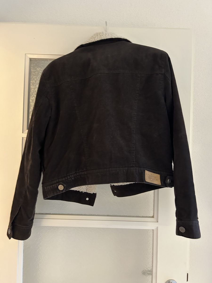 Pull&Bear Giacche: Pull&Bear Übergangsjacke Cord mit Teddyfutter, Gr. M – Usato da Uster venduto da julijules 1