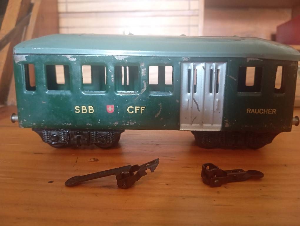 SBB/CFF/FFS Modellini di ferrovie: SBB Personen Wagen Spur 0 Ca. 1950 – Usato da Basel venduto da Petergunn