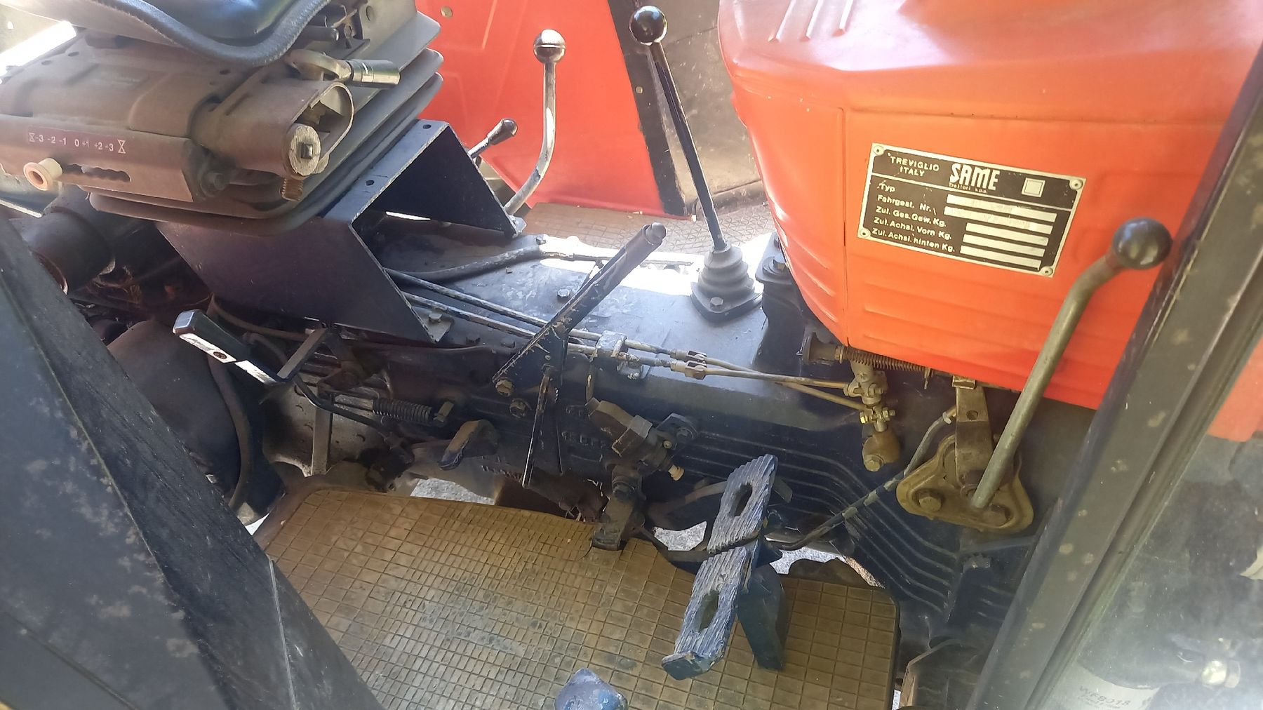 Same Trattori: Same Delfino35 2 Zylinder Diesel 4x4 Neue Pneus – Usato da Escholzmatt venduto da paedy86 8