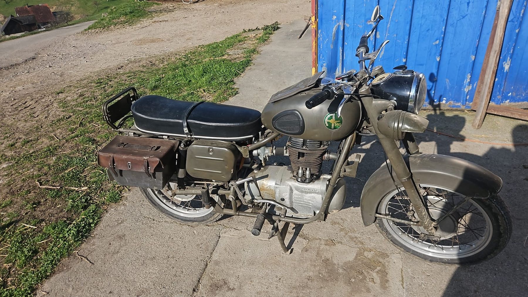 Condor Strada: Condor A 250 Armee – Usato da Möhlin venduto da mir_6dkx