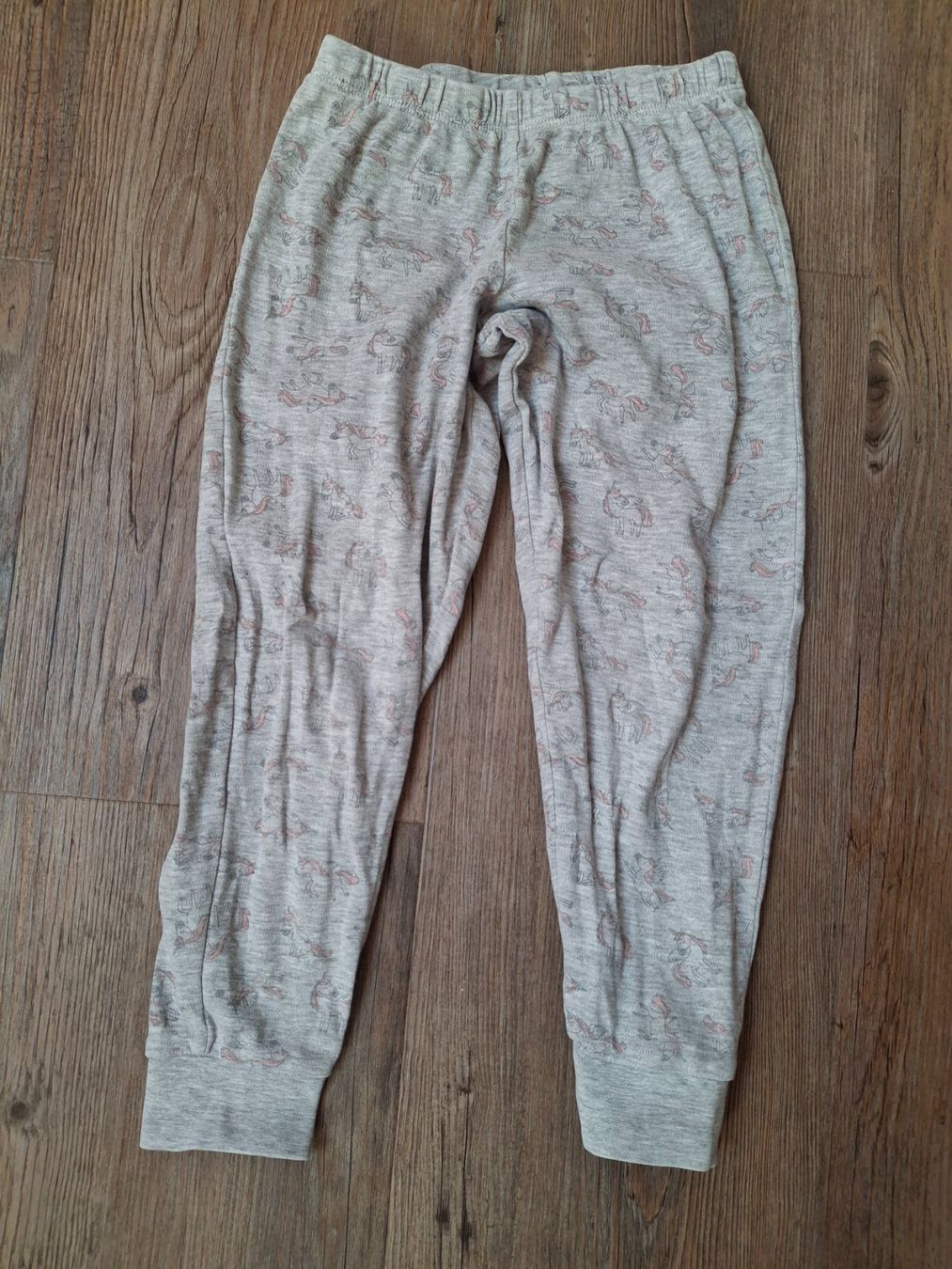 C&A Pantaloni: Trainerhose von C&A Grösse 116 – Usato da Wiesendangen venduto da troawus