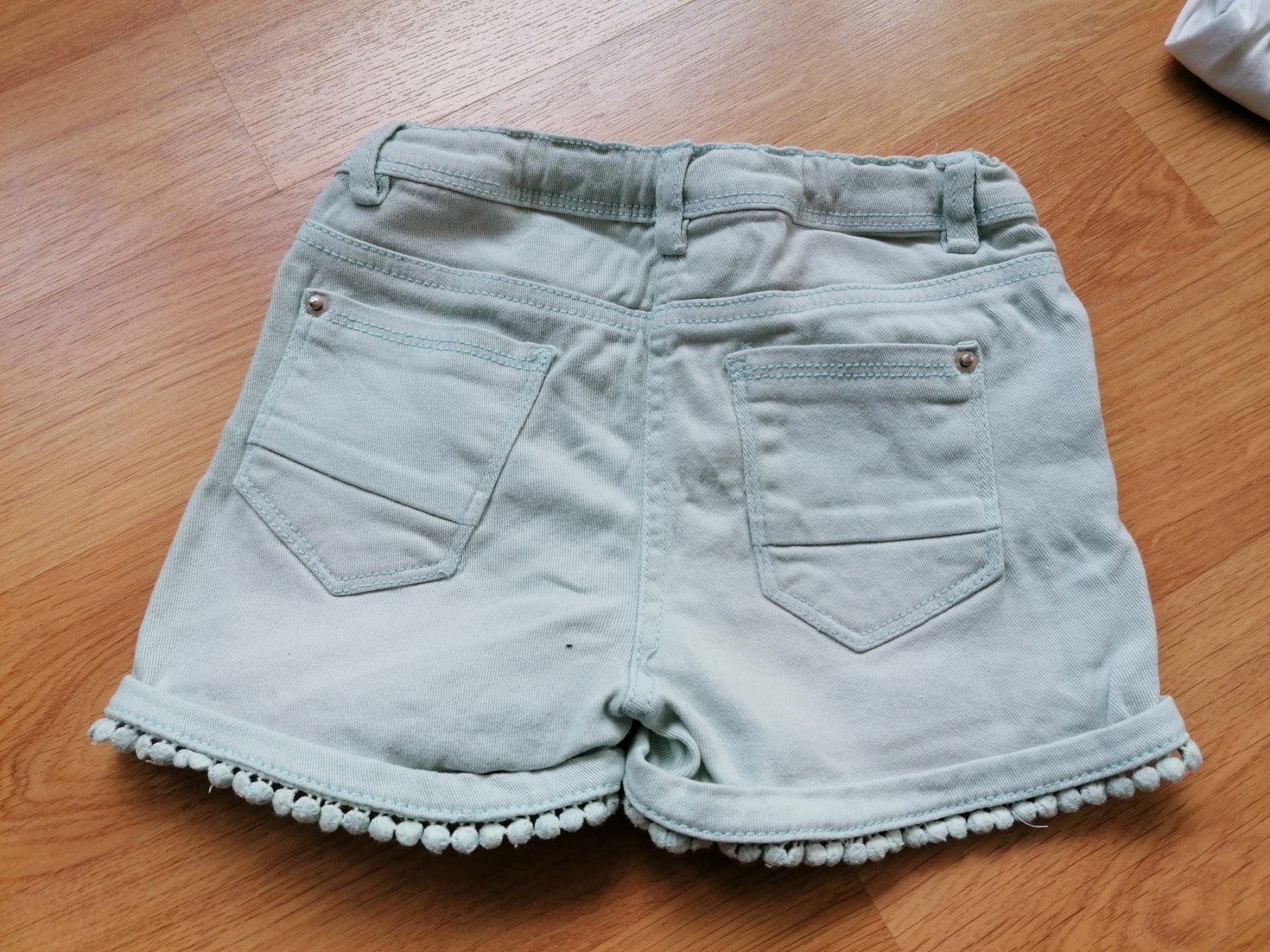 Pantaloni: Shorts Gr. 110 – Usato da Büttikon AG venduto da Amineah 1