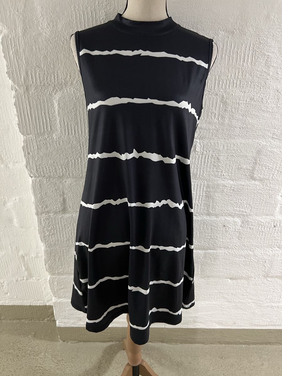 Shein Vestiti: Damen Kleid,Gr.S;Shein – Usato da Winterthur venduto da Nena222