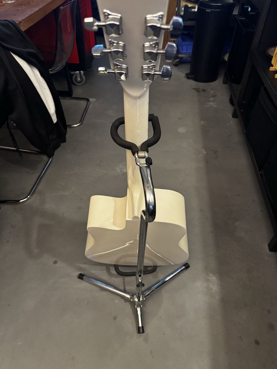 Strumenti musicali: Pasadena Westerngitarre weiss gebraucht – Usato da Sennwald venduto da Gearfetisch 3