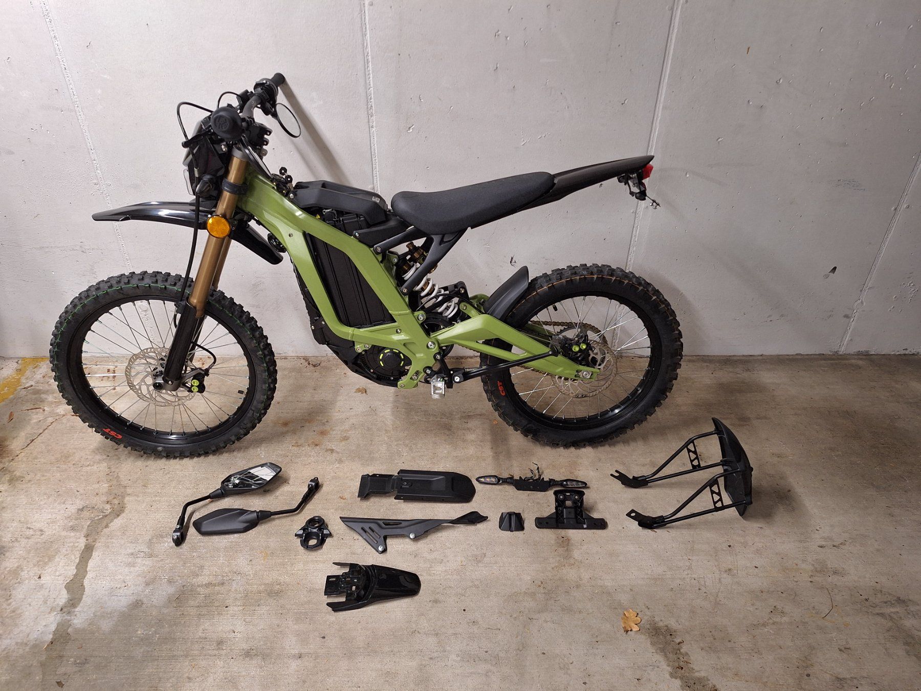 Sur-Ron Enduro: Surron Light Bee L1e 2025 – D'occasion à Uster par capmar 7