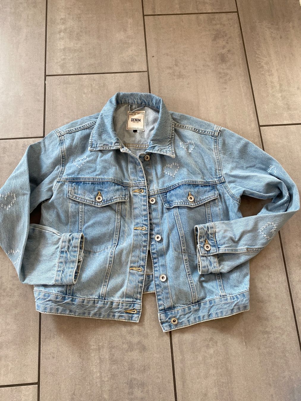 C&A Vestes & Manteaux: Jeansjacke 170 – D'occasion à Bleienbach par Dbeno