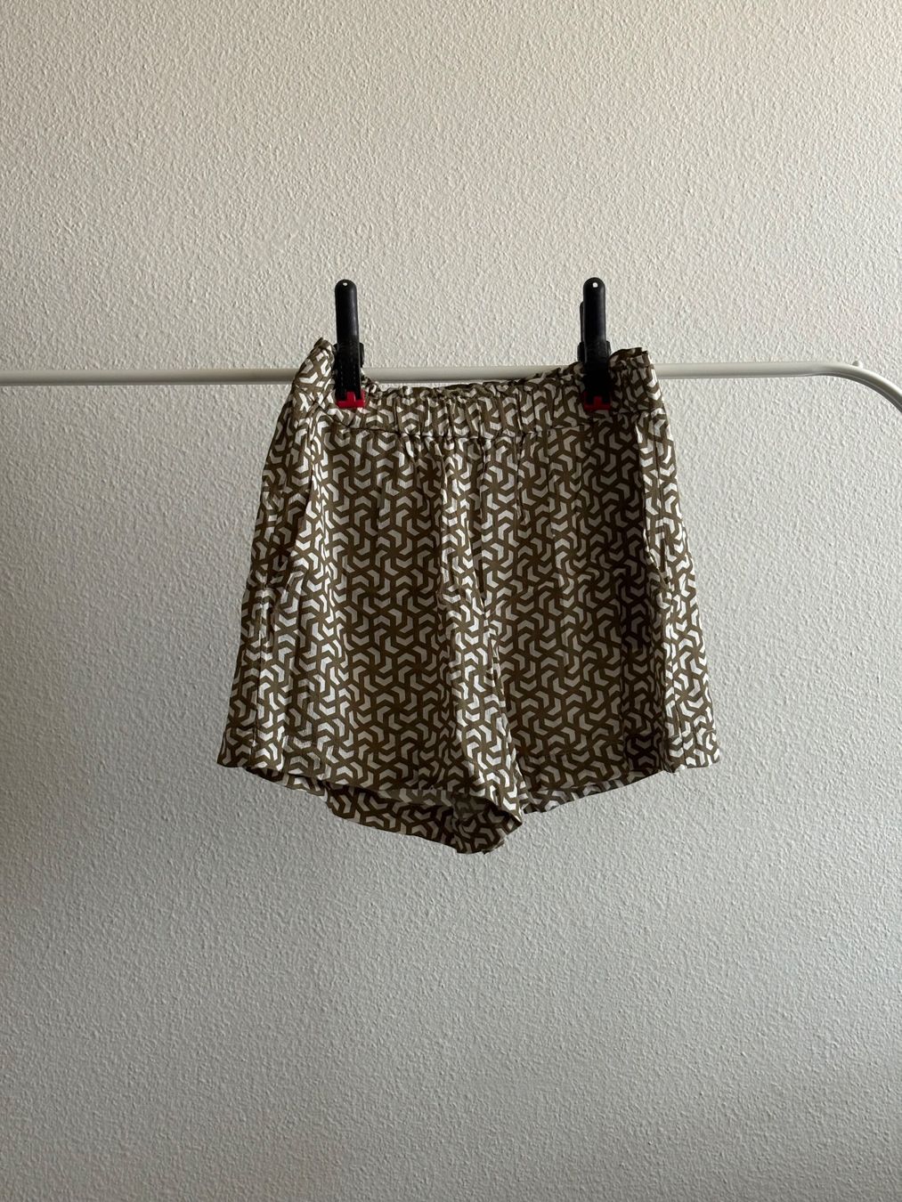 Pantaloni: Sommershorts – Usato da Zürich venduto da bbbggg 1