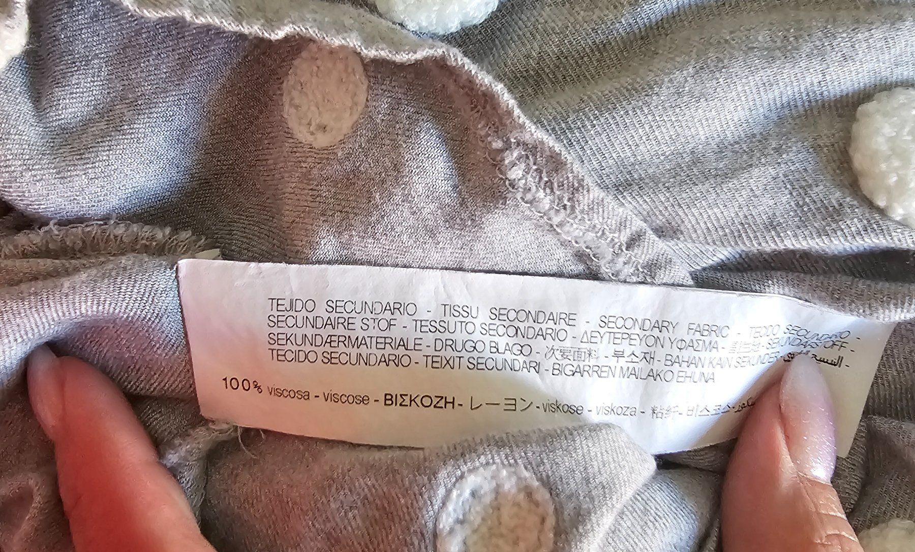 Zara T-Shirts: Pulloverli / Shirt Gr. M ZARA grau mit Punkten – Gebraucht aus Füllinsdorf von Sunnebliemli7 3
